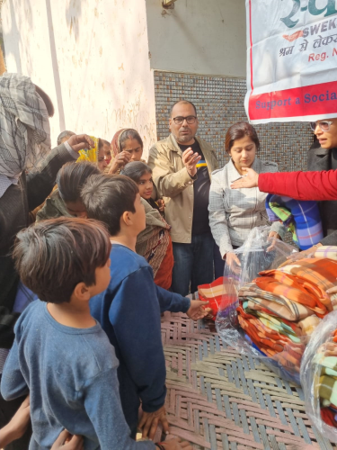 Blankets Distribution